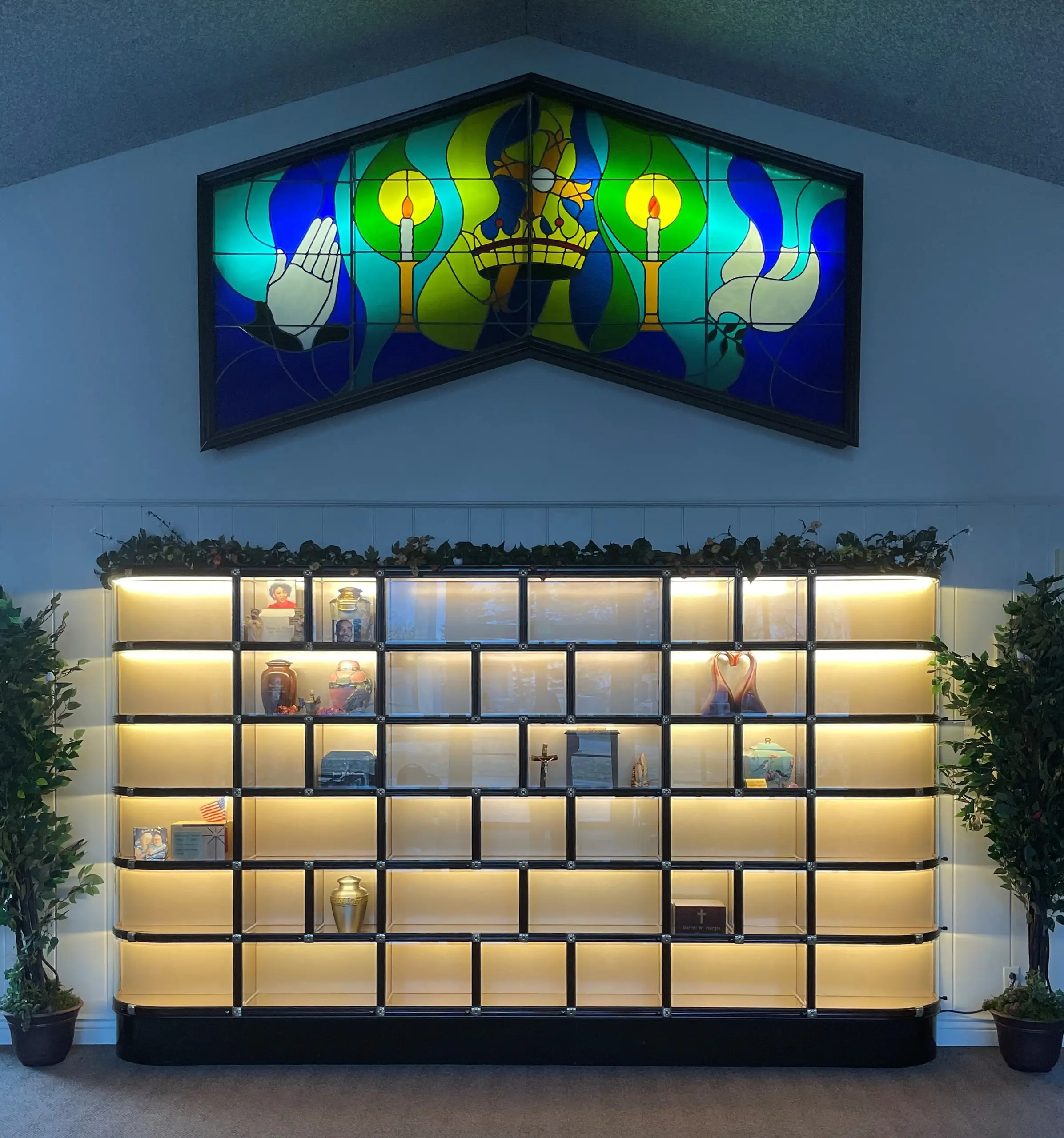 Glass-niche